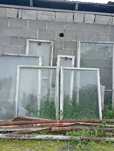 дверь окна: Деревянное окно, цвет - Белый, Б/у, 1 * Самовывоз