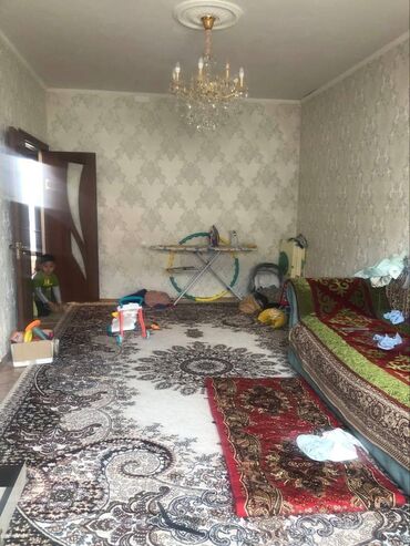 2 комнатная квартира в джале: 3 бөлмө, 90 кв. м, 106-серия жакшыртылган, 9 кабат, Косметикалык ремонт