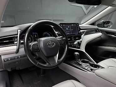 corolla runx: Toyota Camry: 2021 г., 2.5 л, Автомат, Гибрид, Седан — 3