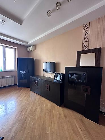 2el dolablar: İşlənmiş, Dolab, TV altlığı, Servant — 1