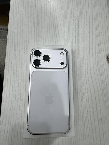 iphon 7s: IPhone 17 Pro Max, 512 GB, Gümüşü — 1
