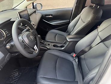 машина дешовые: Toyota Corolla: 2022 г., 1.8 л, Вариатор, Гибрид, Седан — 6