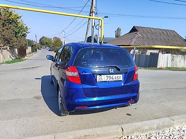 Honda: Honda Jazz: 2011 г., 1.3 л — 5