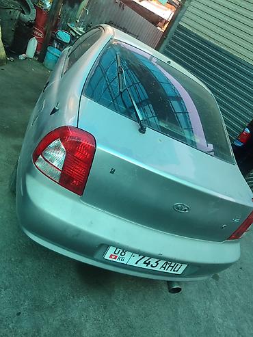 baic eu5: Kia Shuma: 2002 г., 1.6 л, Механика, Бензин, Хэтчбэк — 1