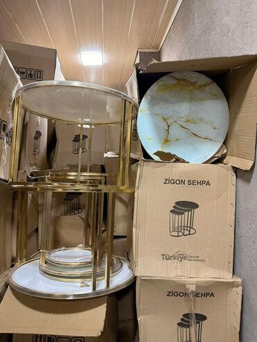 Masalar: Jurnal masası, Açılmayan, Şüşə, Yumru masa — 9