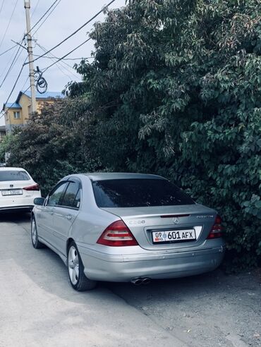 срочно продам машину дёшево: Mercedes-Benz C-Class: 2001 г., 2 л, Механика, Бензин, Седан