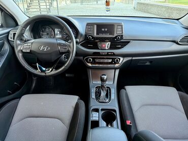 Hyundai: Hyundai i30: 1.6 l | 2017 il Hetçbek — 9