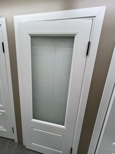 Doors with glass: Межкомнатные двери со стеклом