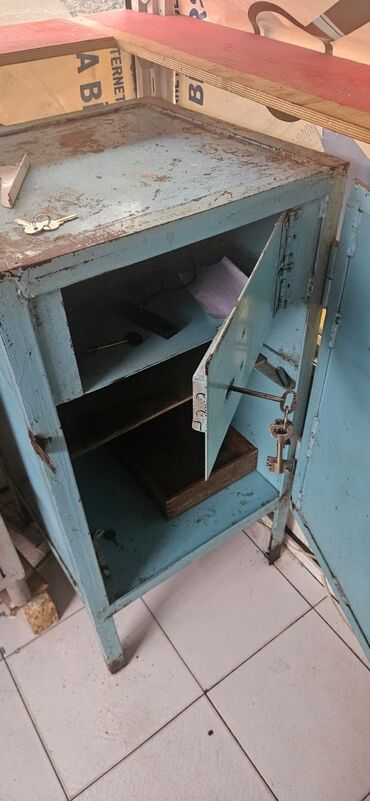 Seyflər: Metal seyf dolab - Material: qalın metaldan hazırlanmış, möhkəm — 2