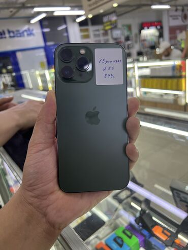 копия айфон: IPhone 13 Pro Max, Колдонулган, 256 ГБ, Ак, Кулакчындар, Заряддоочу түзүлүш, Коргоочу айнек, Бөлүп төлөө менен, 85 %