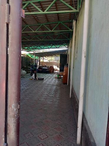 Продажа коттеджей и домов: Продаётся и металлическими воротами. Характеристики и планировка: - — 3