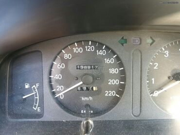Toyota: Toyota Corolla: 1.4 l. | 2001 έ. Χάτσμπακ — 9