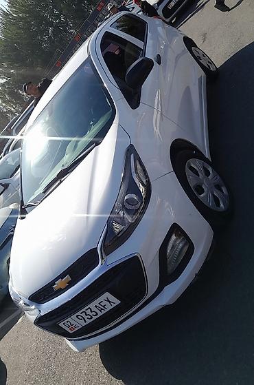 Chevrolet Spark: 2018 г., Бензин, Хэтчбэк