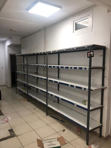 Rəf vitrinləri: Mağaza üçün metal rəf sistemləri - Material: möhkəm metal karkas — 9