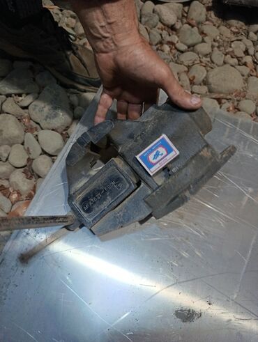 Другие товары для дома: Много разного для дома работ и хозяйства. - тиски новые размер губ at lalafo.kg — 27 Другие товары для дома: Много разного для дома работ и хозяйства. - тиски новые размер губ — 27