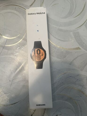 скупка швейной: Samsung Galaxy Watch4 (черный) Комплектация: - часы Galaxy Watch4 -