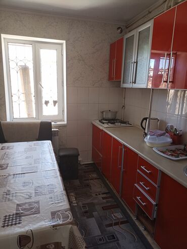 Долгосрочная аренда комнат: 100 м² — 5