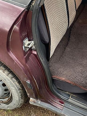 Audi: Audi S4: 1993 г., 2 л, Механика, Бензин, Универсал — 28