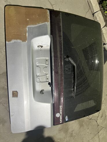 Багажник RF3 Под Спада стекло целое с подогревов обшивка дворник