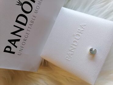 Privesci za nakit: Pandora privesci
1200 komad
Saljemo postexpresom na lalafo.rs — 18 Privesci za nakit: Pandora privesci
1200 komad
Saljemo postexpresom — 18