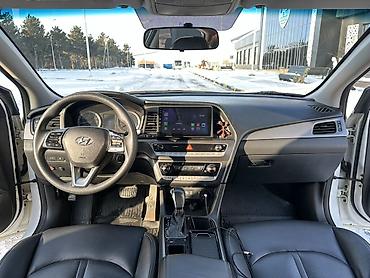 Hyundai: Hyundai Sonata: 2017 г., 2 л, Автомат, Газ, Седан — 8