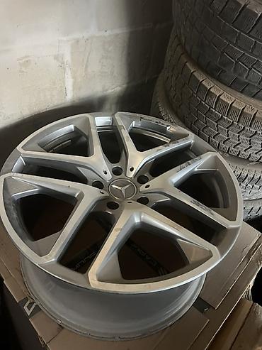 gelen: Диски R 21 AMG, Комплект, отверстий - 5, Новый — 1