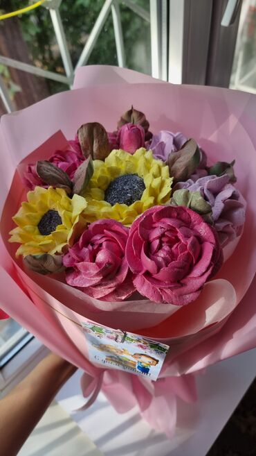узбекские костюмы на прокат: 🌸✨ Удивите своих близких вкусом и красотой! ✨🌸 Я — зефирный флорист —