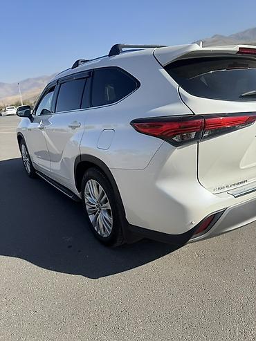 265 45 20: Toyota Highlander: 2020 г., 2.5 л, Автомат, Гибрид, Кроссовер — 4