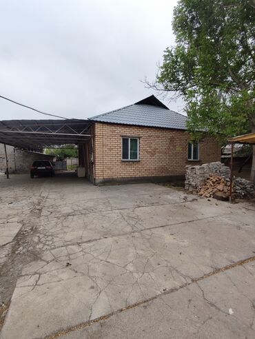 куплю токмоке дом улица ленина: Дом, 95 м², 4 комнаты, Собственник, Косметический ремонт