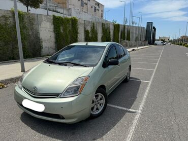 Toyota: Toyota Prius: 1.5 l | 2008 il Hetçbek