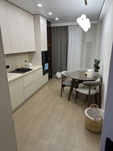 Продажа квартир: 2 комнаты, 80 м², Элитка, 3 этаж at lalafo.kg — 11 Продажа квартир: 2 комнаты, 80 м², Элитка, 3 этаж — 11