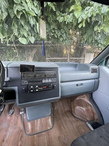 gps treker: Volkswagen Transporter: 1992 г., 2 л, Механика, Бензин, Фургон — 10