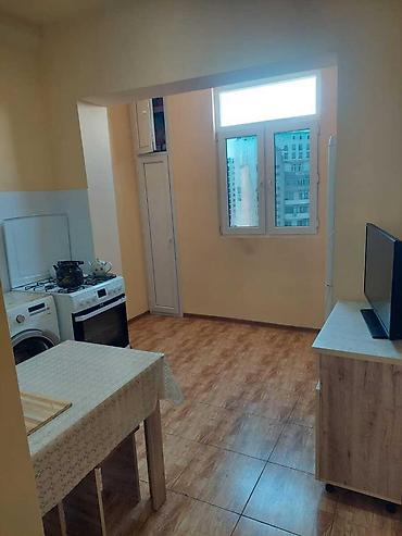 ecemi kiraye ev: Bakı, 3 otaqlı, Köhnə tikili, m. Həzi Aslanov, 75 kv. m — 10