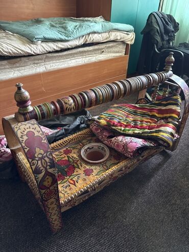 продаю старый мебел: Люлька, Бешик, Жыгач