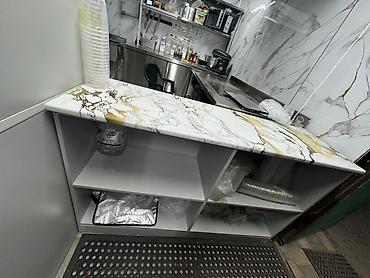 Фастфуд: В связи с закрытием бизнес точки суши продаются кухонные — 9