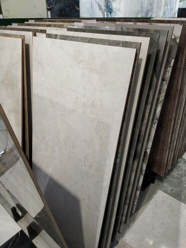 mebel arasi kafel: Böyük ölçülü keramika/porcelan plitələr - Format: iri ölçülü lövhələr