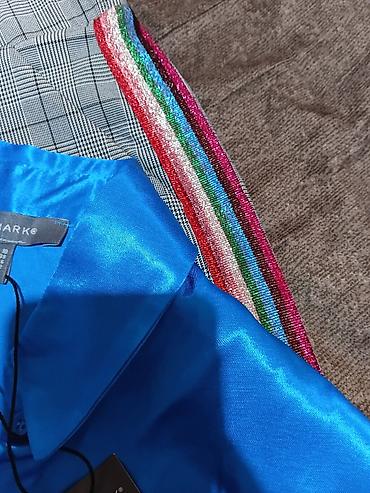satenske haljine svecane: Komplet – satenska košulja + karirane pantalone sa šljokičastim — 6