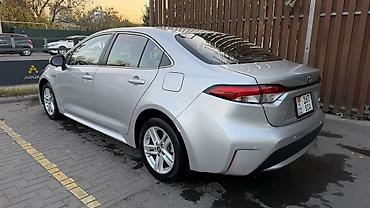 byd seal 06: Toyota Levin: 2020 г., 1.8 л, Вариатор, Гибрид, Седан — 4
