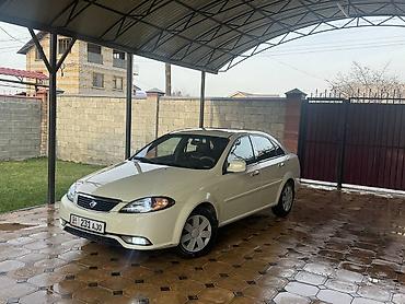 Daewoo: Daewoo Gentra: 2013 г., 1.5 л, Автомат, Бензин, Седан — 2