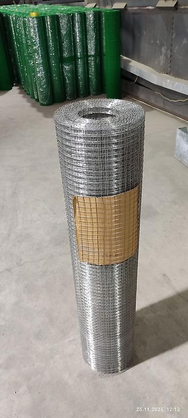 Птицы: Сетка сварная оцинкованная в рулоне. Характеристики по фото: - — 2