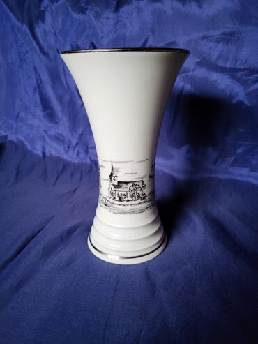 Ostali kućni dekor: Vaza nova Bavaria 70te. wunsiedel porcelan. Vaza je nova,sve na — 1