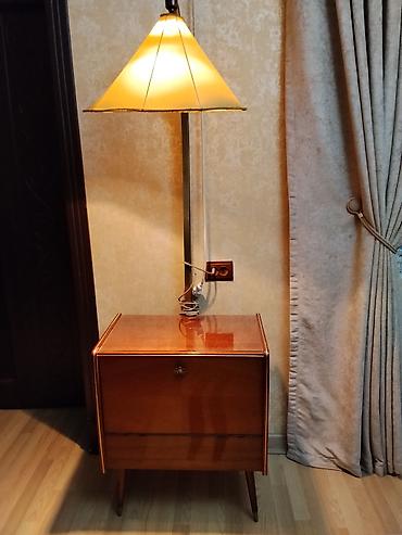 Retro tərzli gecə tumbası və torşer dəsti - Material: cilalanmış ağac