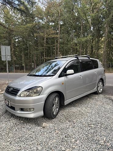 e klass: Toyota Ipsum: 2002 г., 2.4 л, Автомат, Газ, Минивэн — 2