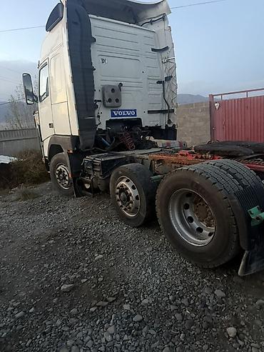 Тягач, Volvo, Тентованный