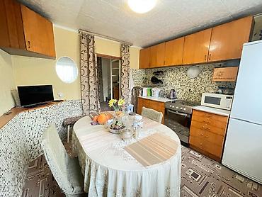 Продажа квартир: 3 комнаты, 87 м², Индивидуалка, 2 этаж, Косметический ремонт at lalafo.kg — 8 Продажа квартир: 3 комнаты, 87 м², Индивидуалка, 2 этаж, Косметический ремонт — 8