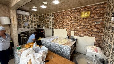 Kommersiya daşınmaz əmlakının satışı: Sumqayit seheri 8 ci mikrayon baki kucesi tam tam tam yol kenari 280 — 7