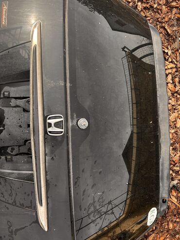 Капельный полив: Крышка багажника Honda 2002 г., Б/у, цвет - Черный,Оригинал