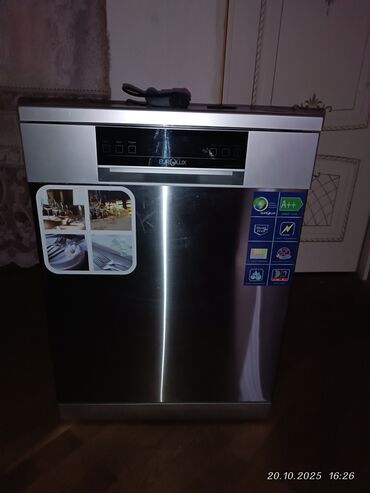 Техника для напитков: Az istifadə olunub Hədiyyə verilmişdir pula ehtiyac olduğu üçün