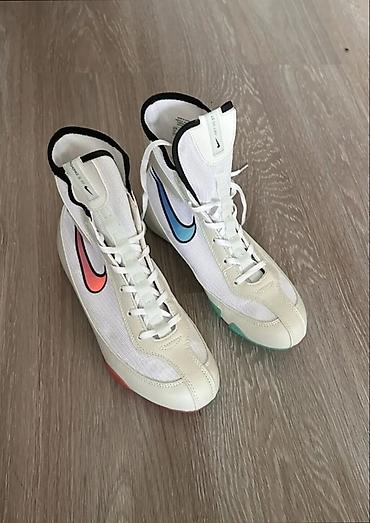 hermes обувь мужская: Мужские кроссовки, 43, Nike, Новый, цвет - Белый, Платная доставка — 1