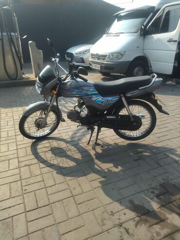 прямоток на мотоцикл: Классический мотоцикл Honda, 100 куб. см, Бензин, Взрослый, Б/у
